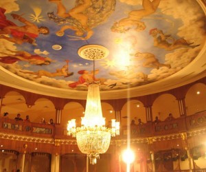 Interior Teatro Heredia.  Fuente: ww.panoramio.com- Foto por Christian E. Castillo.